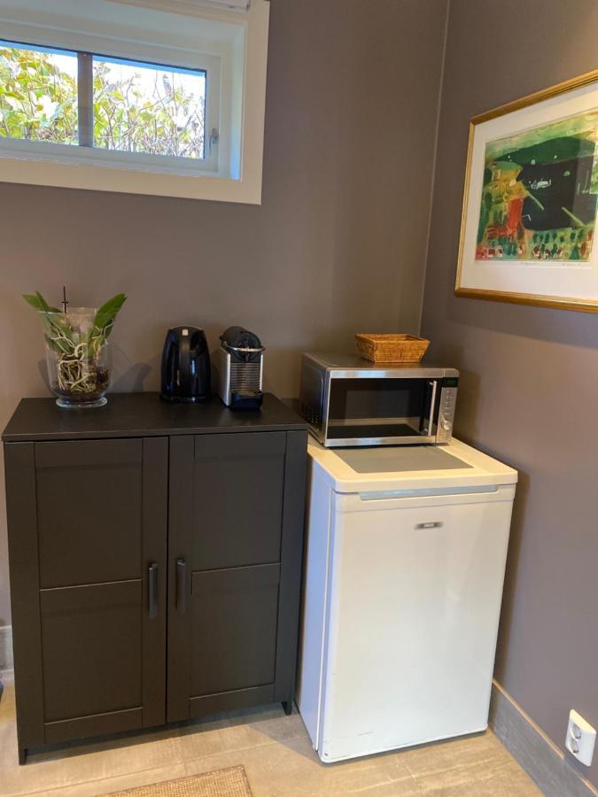 Guesthouse Suite At Ranvik Near City Center- Parking Available Sandefjord Eksteriør bilde